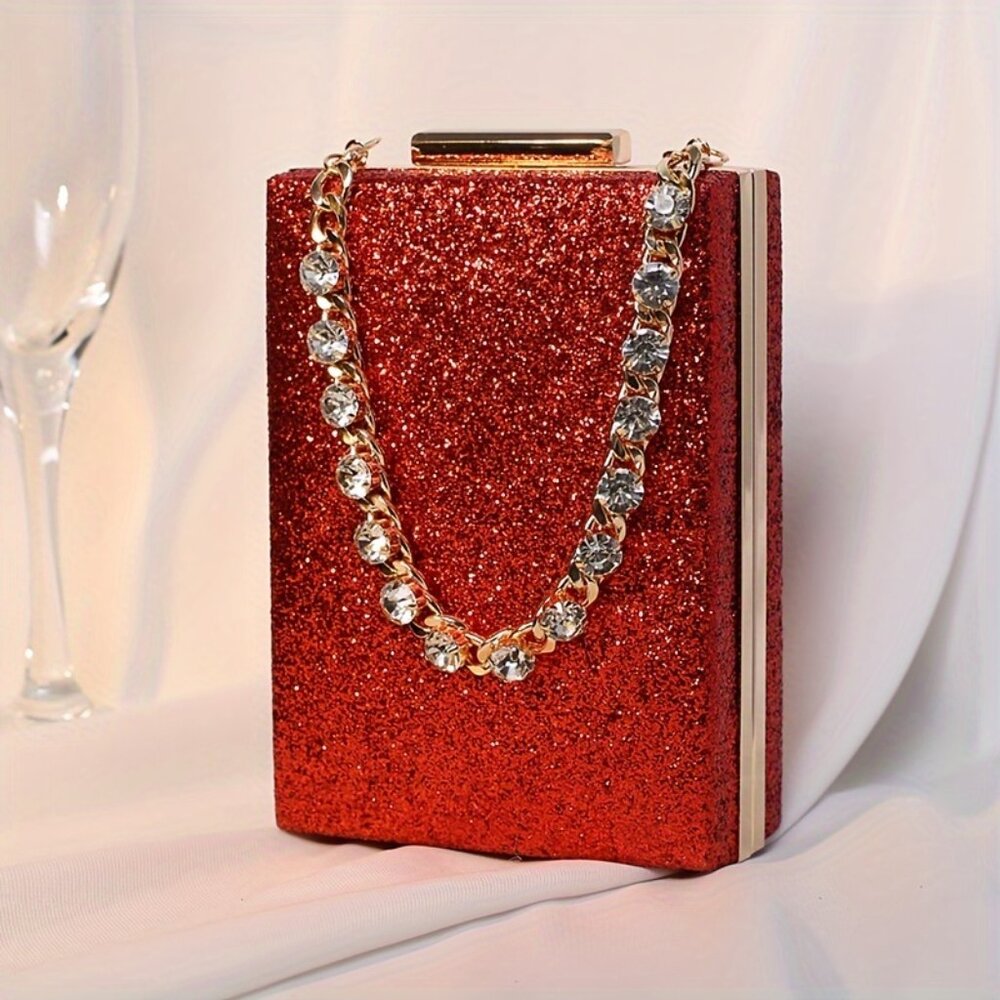 Red Vintage Small Clutch With Golden Details, Diamond-encrusted Chain
